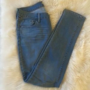 Mid-Rise Old Navy "The Diva" Jeans Size 8 Long